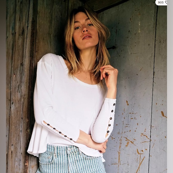 Free People We The Free White Peony Long Sleeved Tee Shirt Size Extra Small - Picture 1 of 16